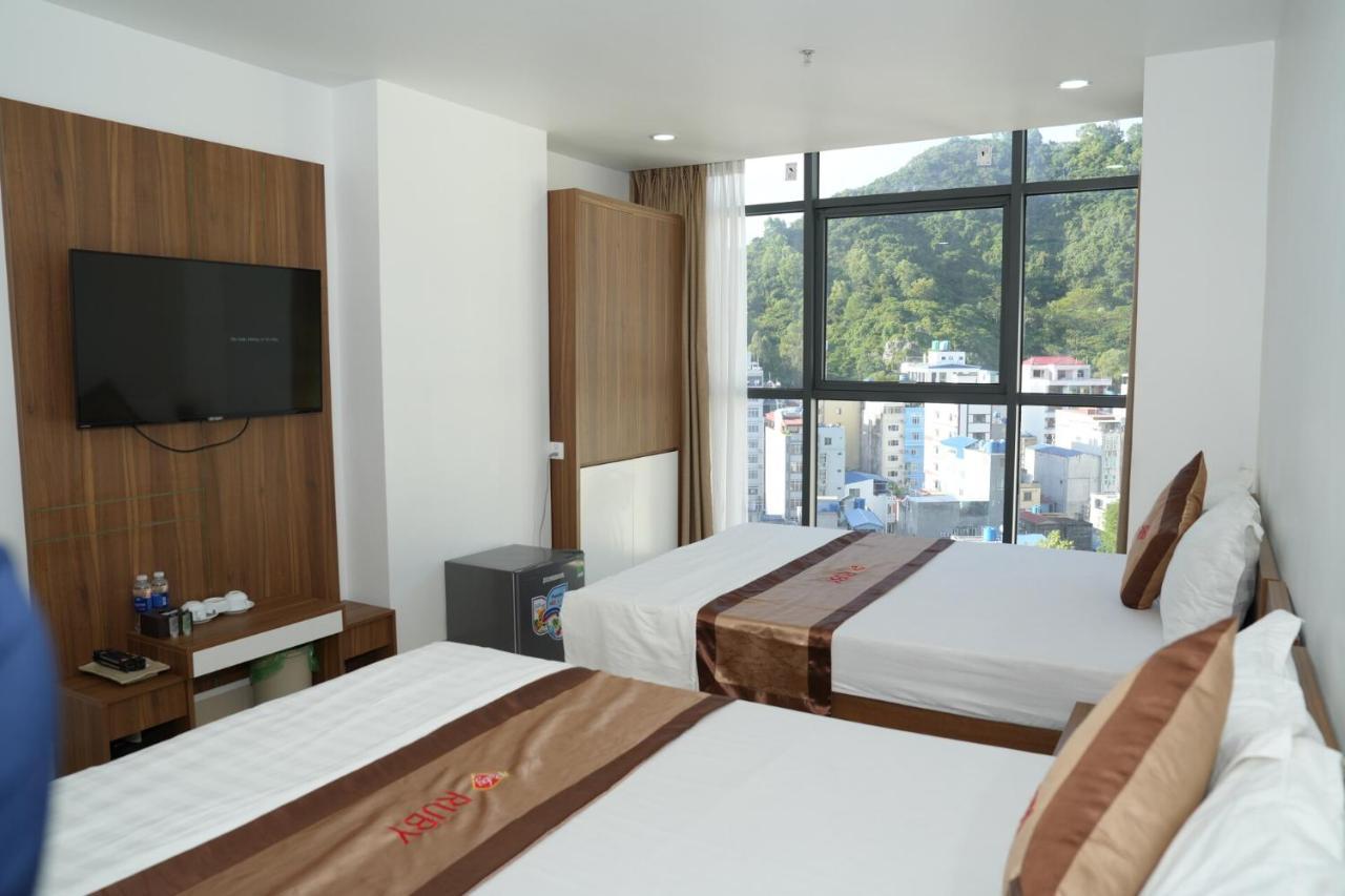 Hong Quang Hotel Cat Ba Island Екстер'єр фото